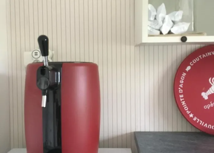 La Farandole, Coastal Family Villa Agon-Coutainville