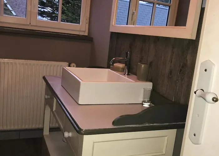 La Farandole, Coastal Family